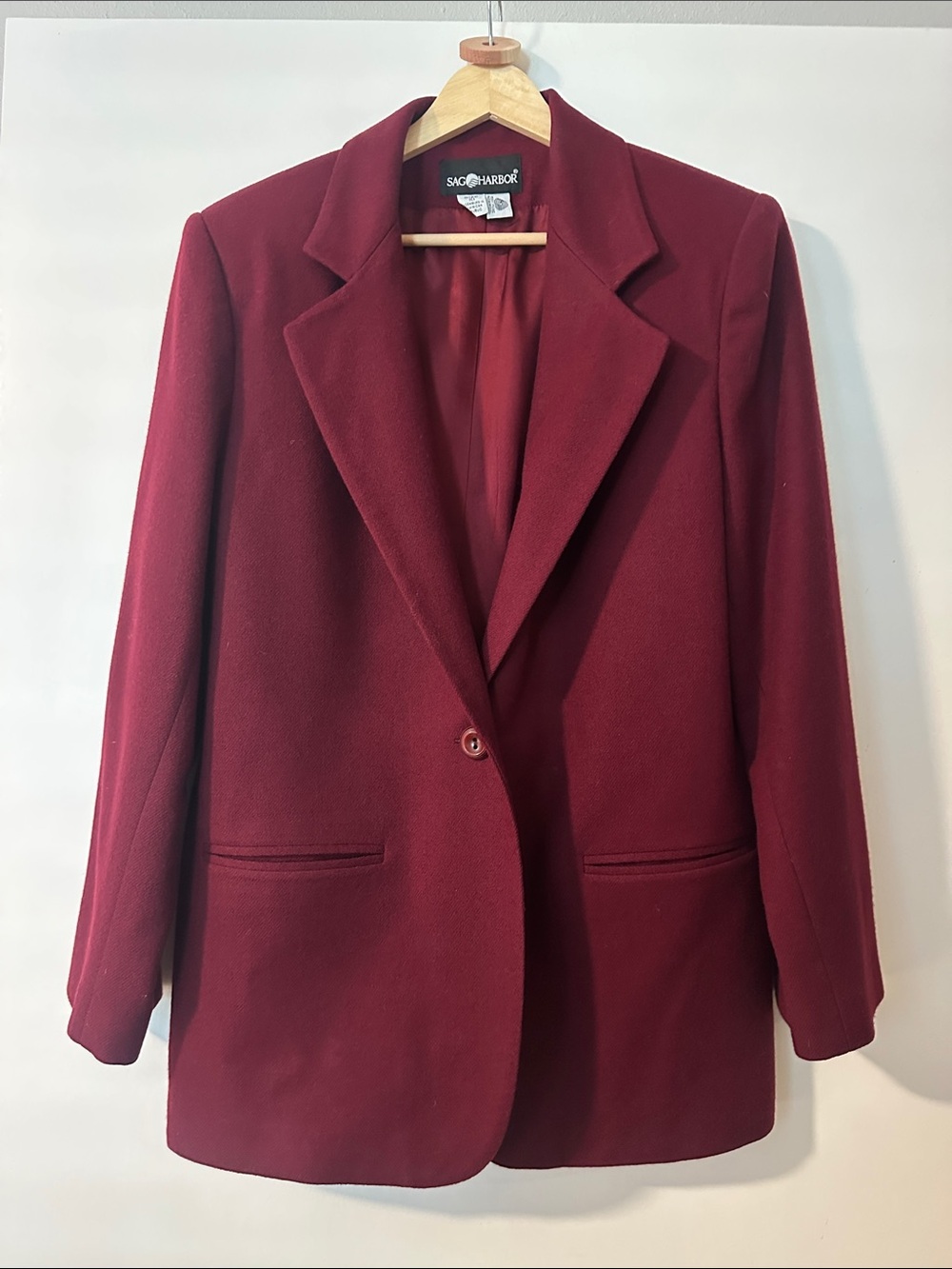100% Wool Women's Burgundy Single-Button Blazer